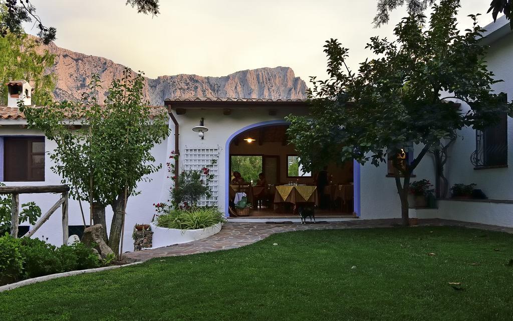 Agriturismo Guthiddai Oliena Zewnętrze zdjęcie